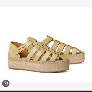 Tory Burch Leather Espadrille Fisherman Sandals in Pale Pistachio SIZE 9 NIB